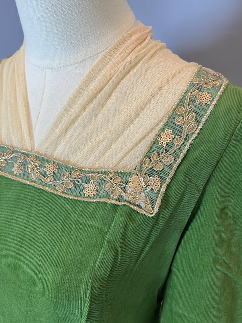 Green Regency Era Dress with Lace - Long Sleeves Dress - Green Maxi Dress - Regency Dress Plus Size